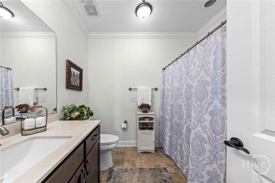1461 Westminster Way Property Photo 17