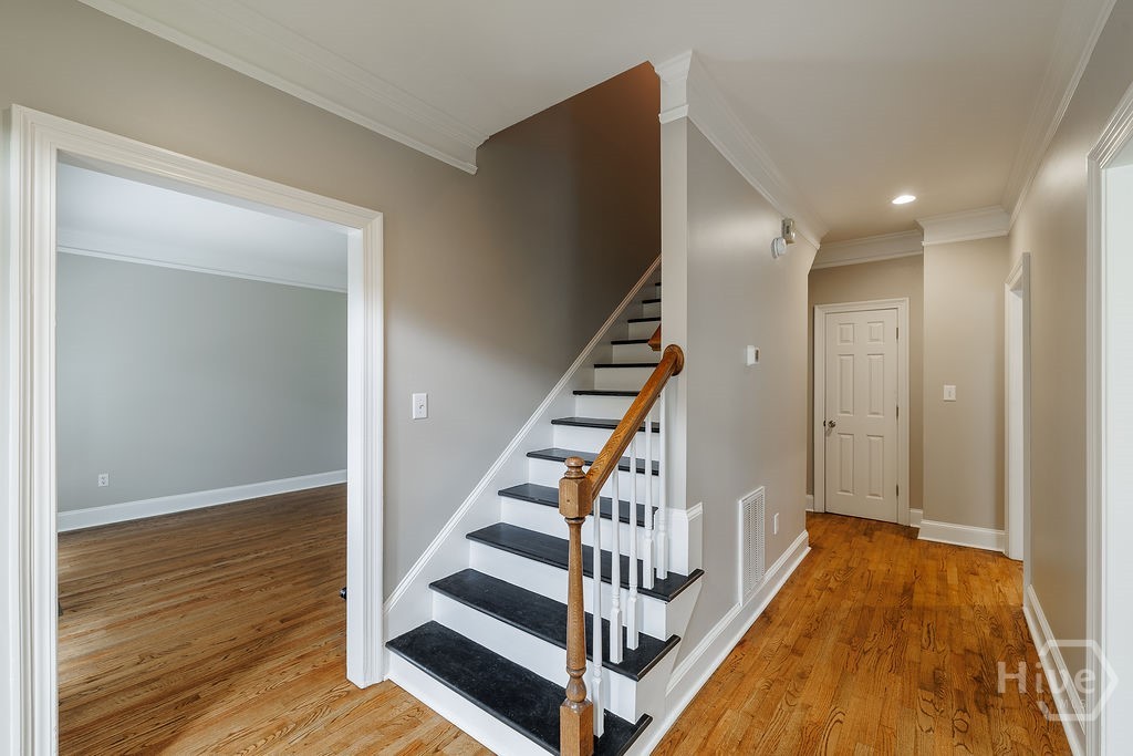 1020 Daniell Court Property Photo 12