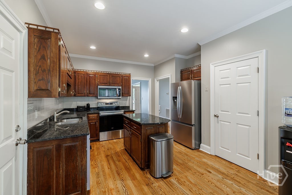 1020 Daniell Court Property Photo 17
