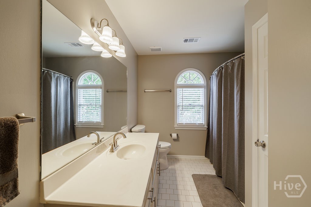 1020 Daniell Court Property Photo 25