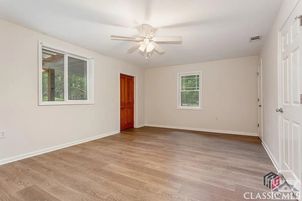 130 Woody Lane Property Photo 3