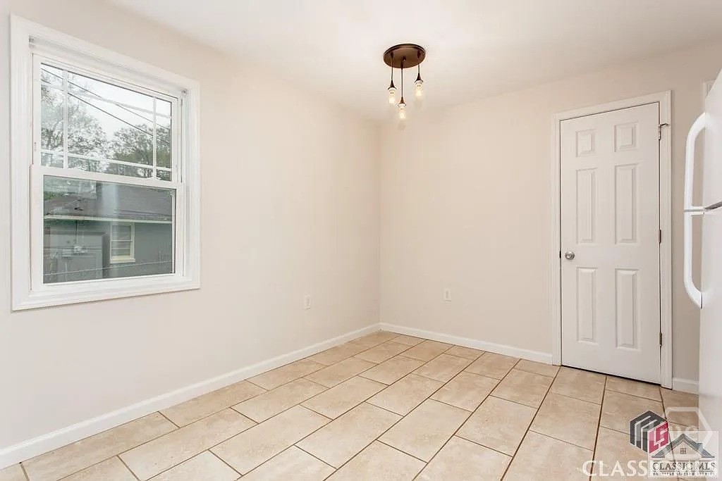 130 Woody Lane Property Photo 10