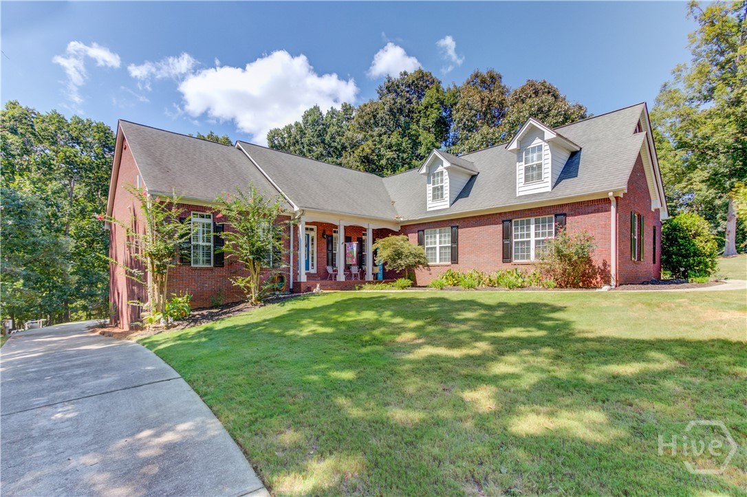 289 Gold Crest Drive Property Photo 2