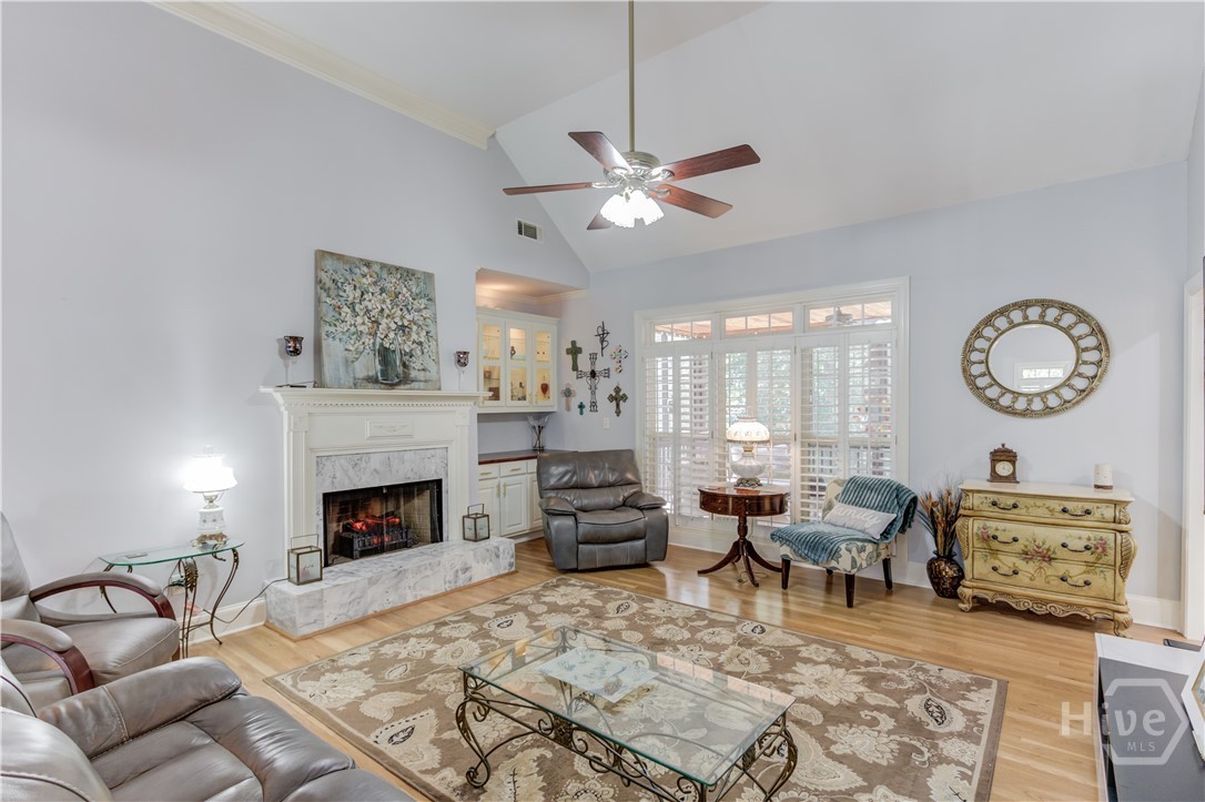 289 Gold Crest Drive Property Photo 12