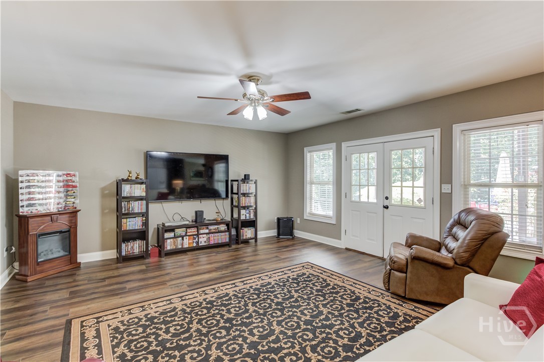 289 Gold Crest Drive Property Photo 37