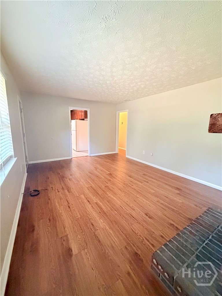 1063 Kings Mill Run Property Photo 3