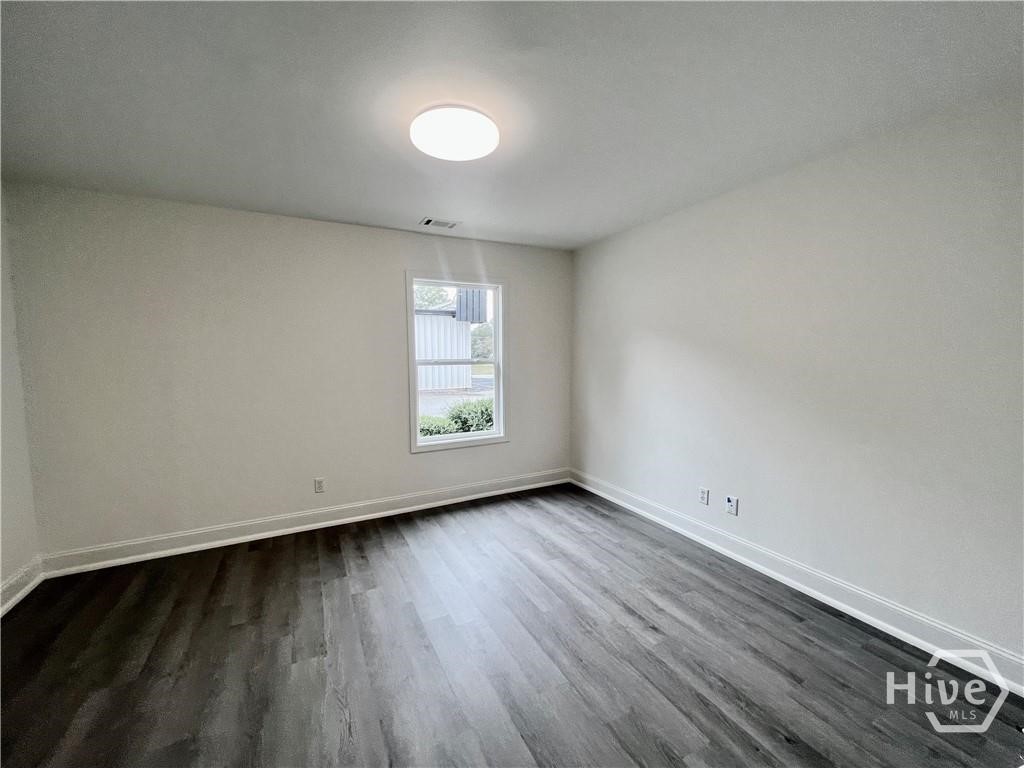 620 Hawthorne Avenue Property Photo 4