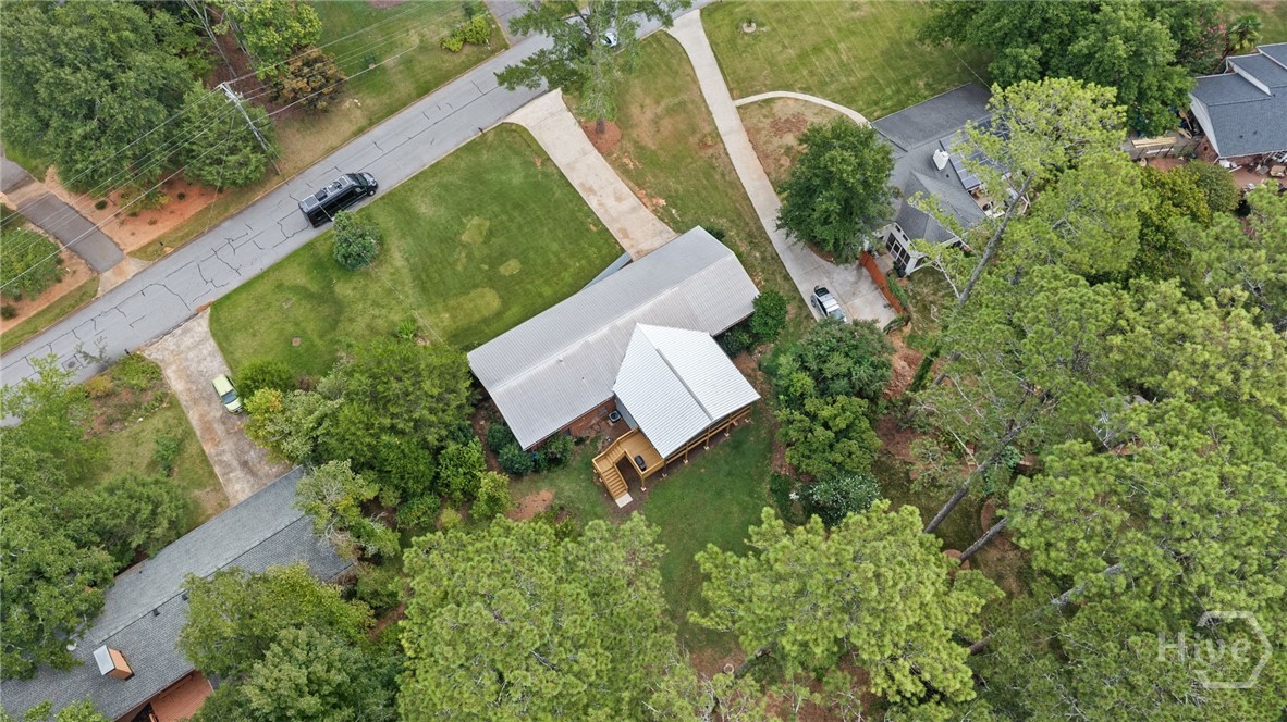 535 Riverhill Property Photo 39
