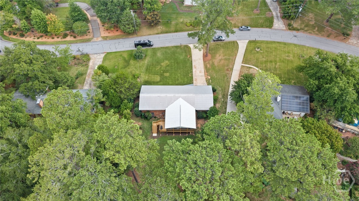 535 Riverhill Property Photo 41