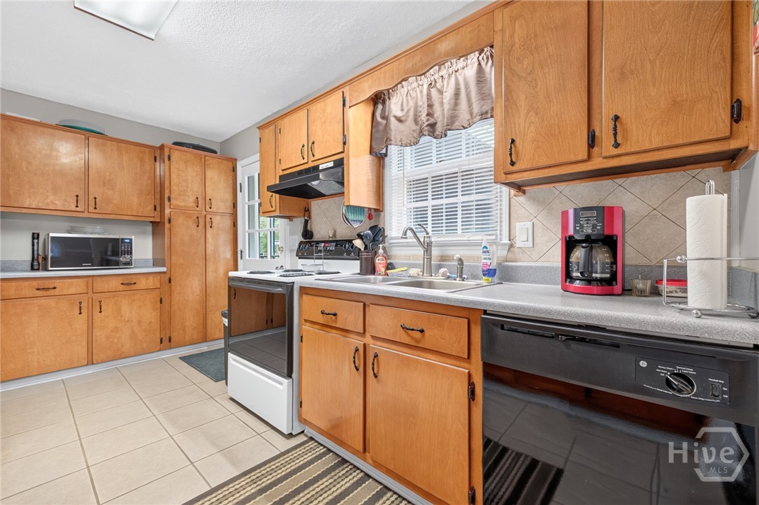 49 Cotton Road Property Photo 10
