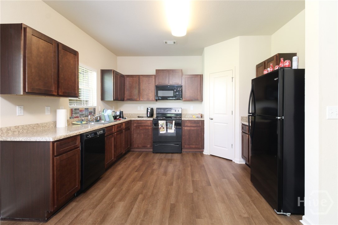 219 Morning Drive Property Photo 6