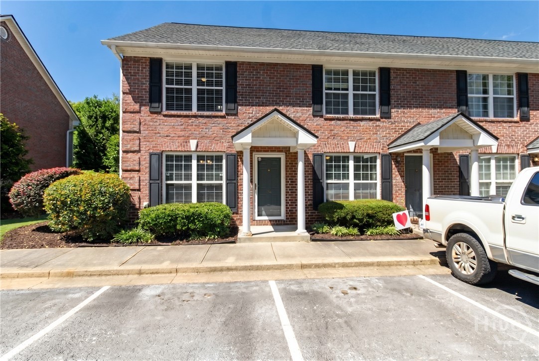 240 Cleveland Rd. 440 Property Photo 1