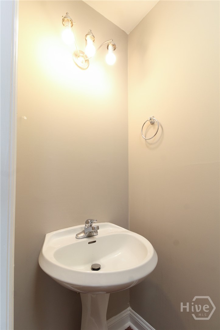 240 Cleveland Rd. 440 Property Photo 17