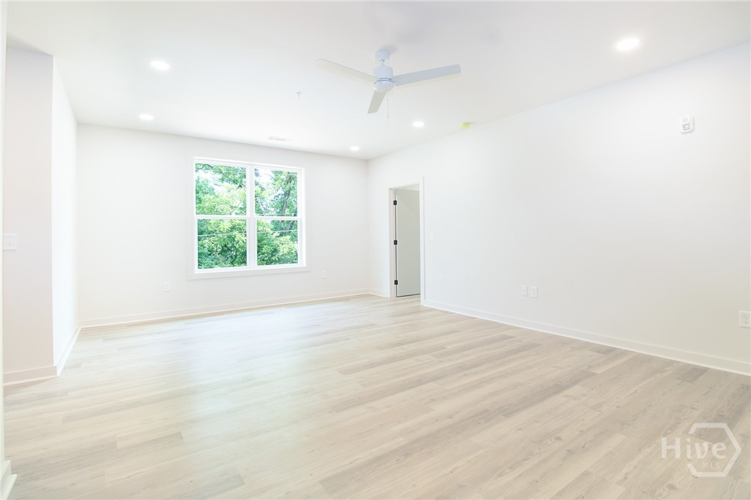 240 Martha Drive Property Photo 2