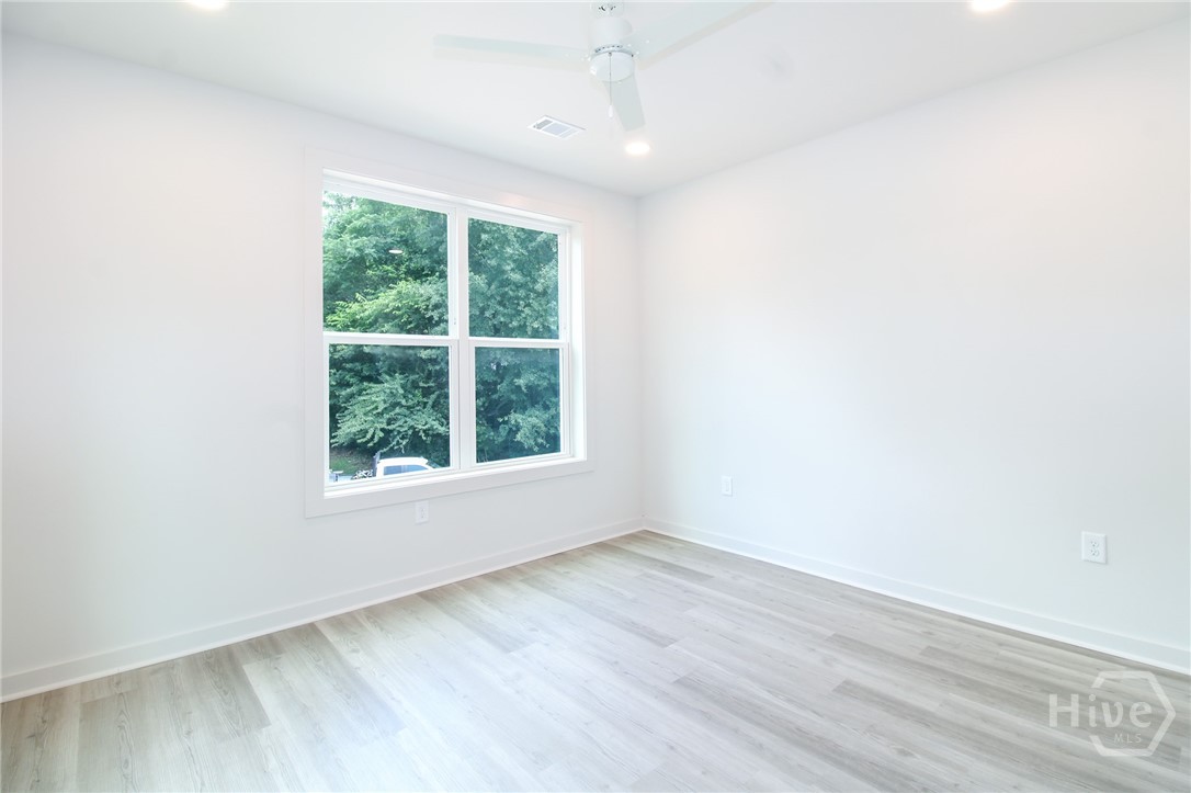 240 Martha Drive Property Photo 8