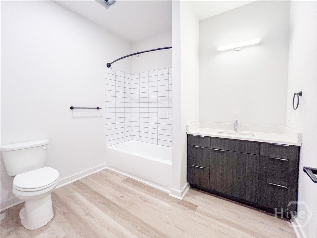 240 Martha Drive Property Photo 11