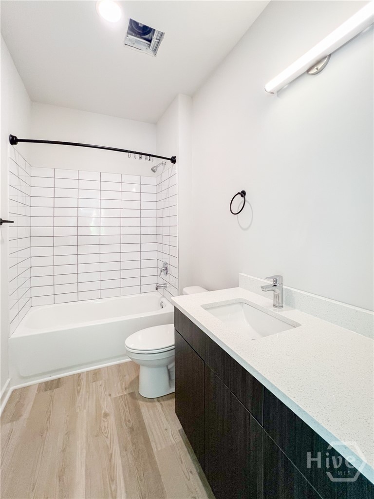 240 Martha Drive Property Photo 12