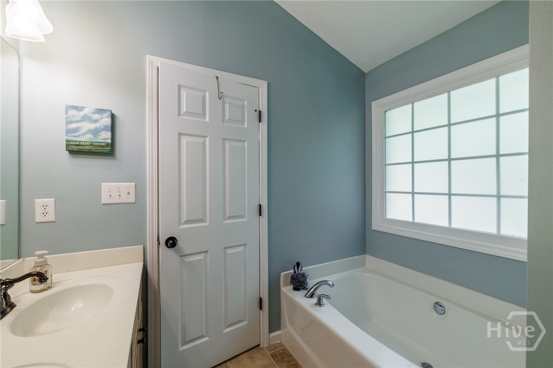 570 Snapfinger Drive Property Photo 18