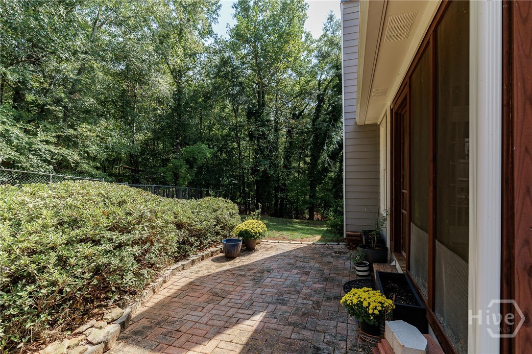 570 Snapfinger Drive Property Photo 31