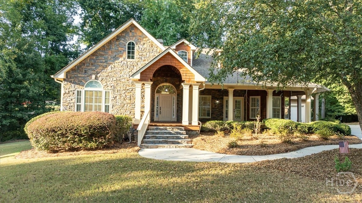 1805 Stephens Court Property Photo 1