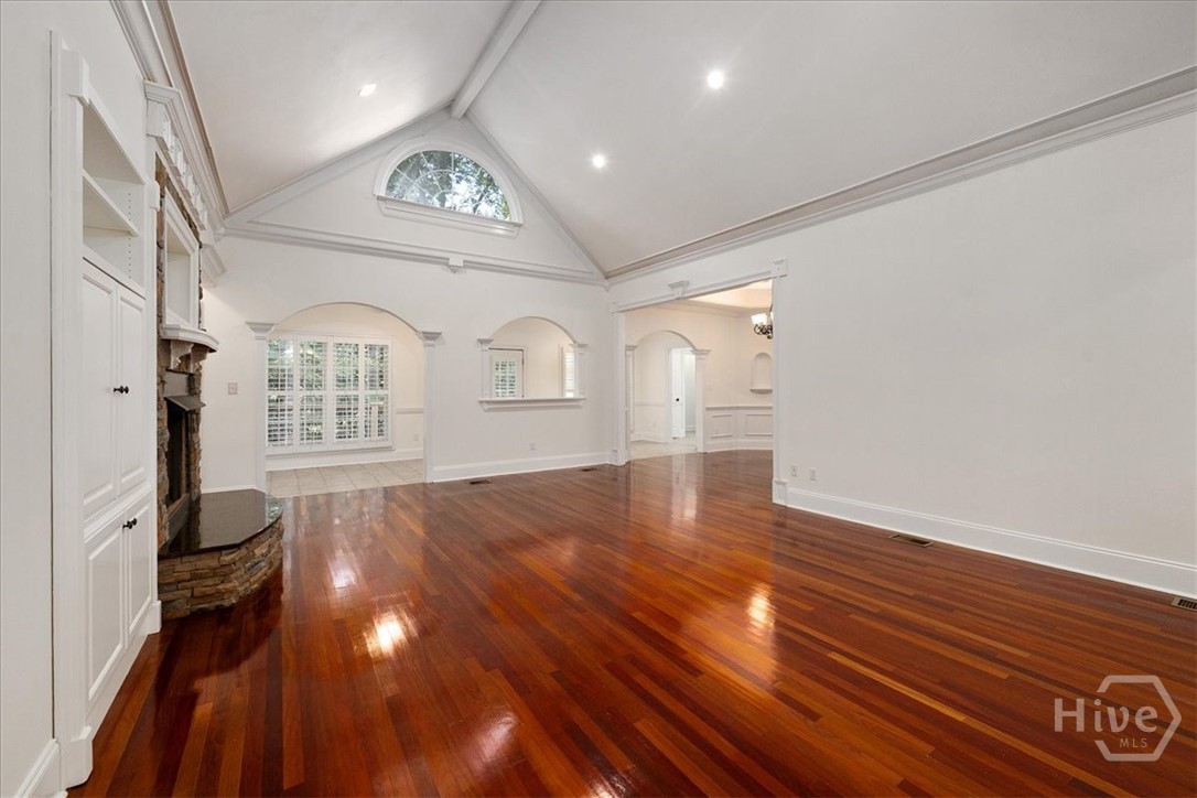 1805 Stephens Court Property Photo 4