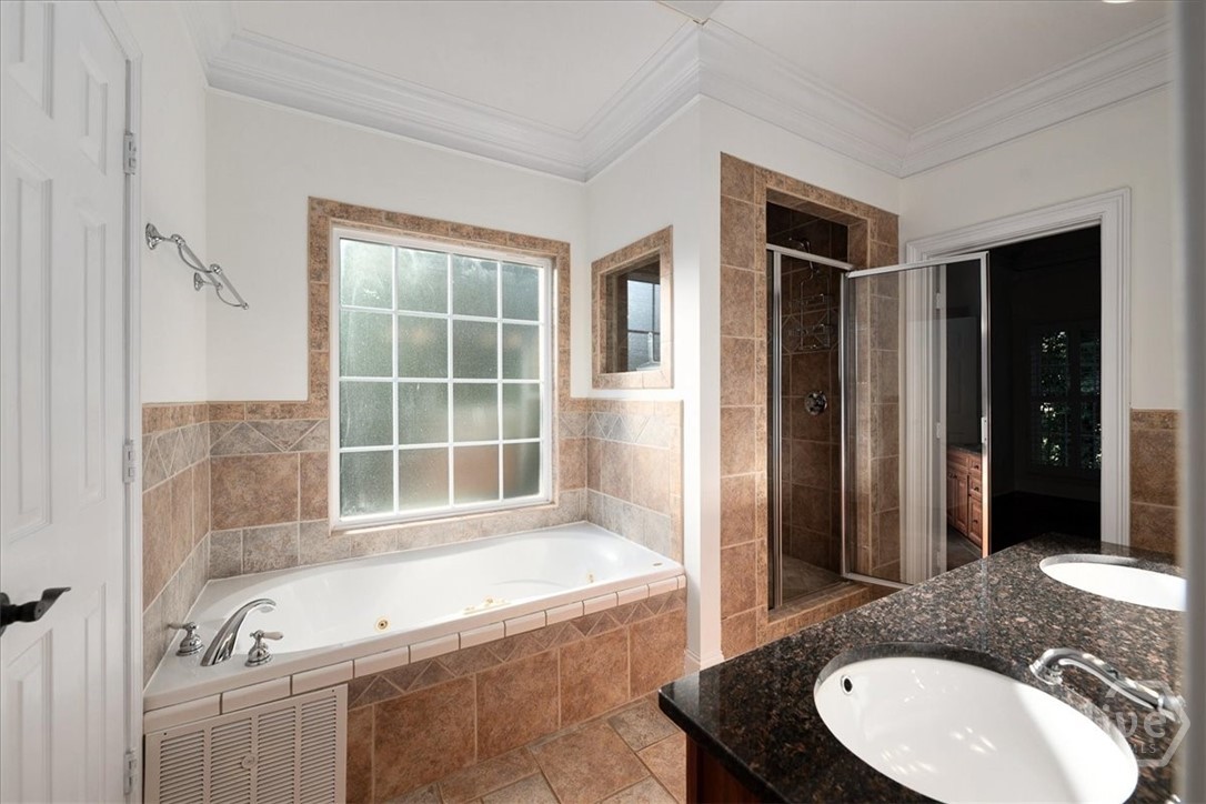 1805 Stephens Court Property Photo 11