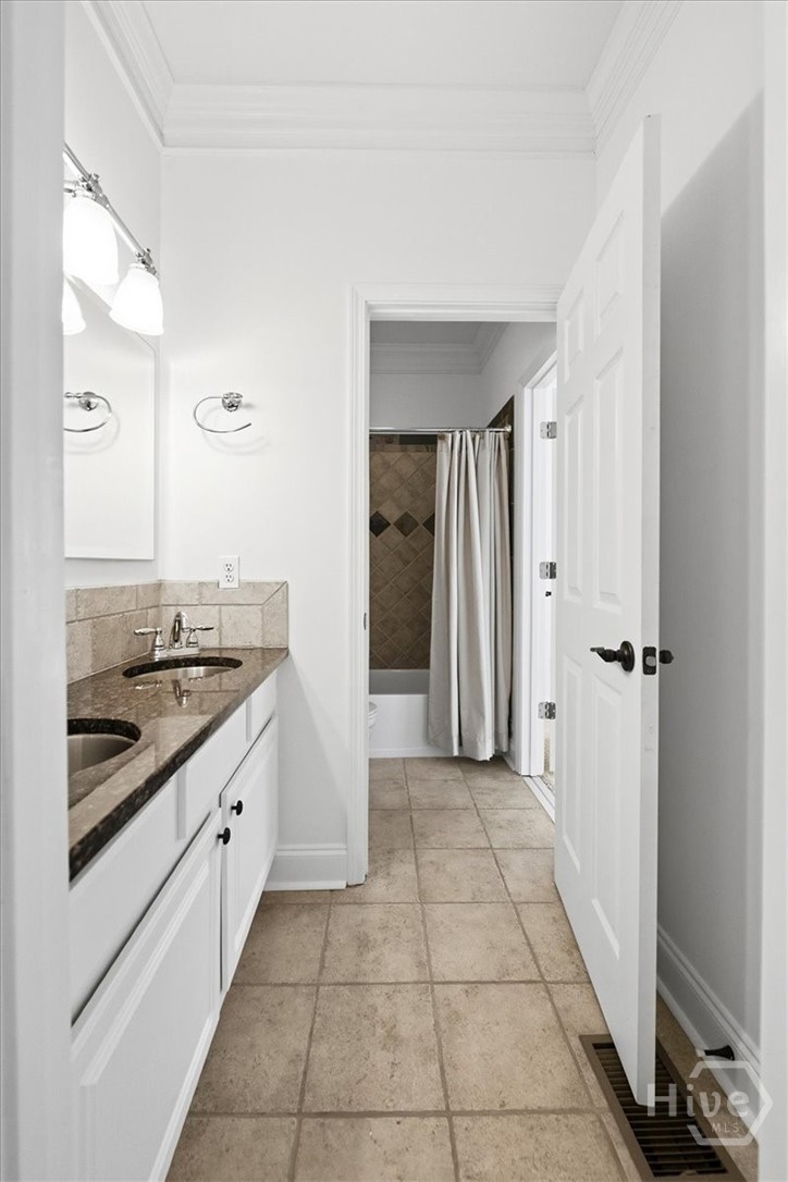 1805 Stephens Court Property Photo 14