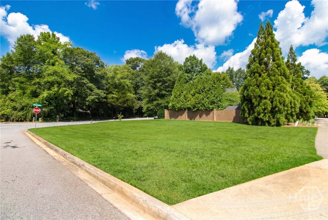 115 Cedar Creek Drive Property Photo 1
