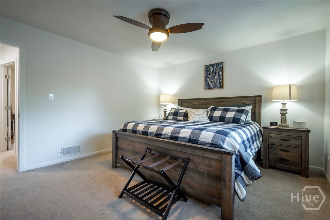 880 College Avenue Property Photo 20