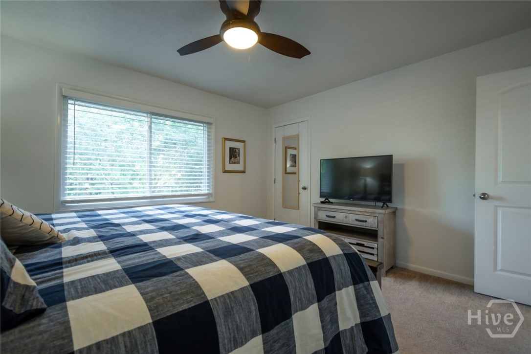 880 College Avenue Property Photo 21