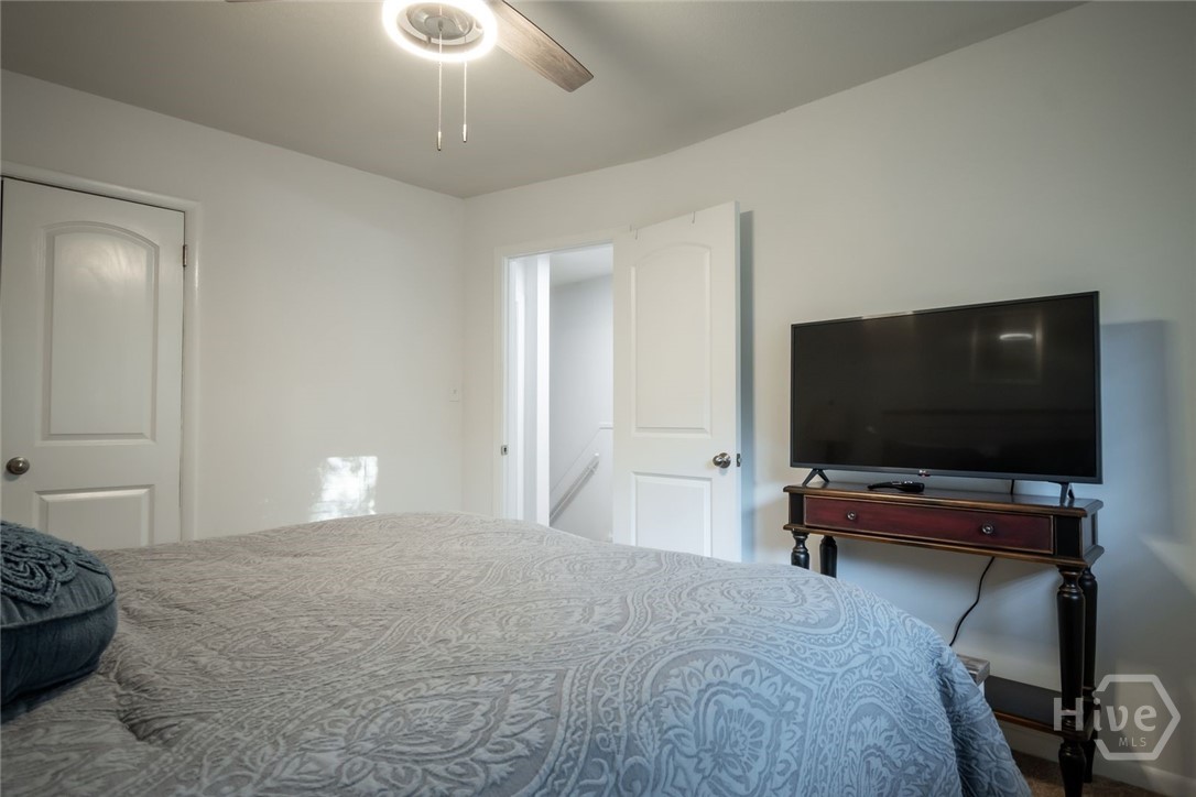 880 College Avenue Property Photo 24