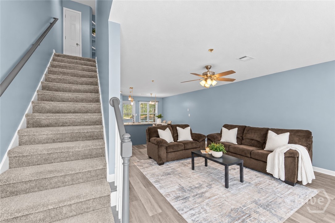 637 Huntington Road C2 Property Photo 16