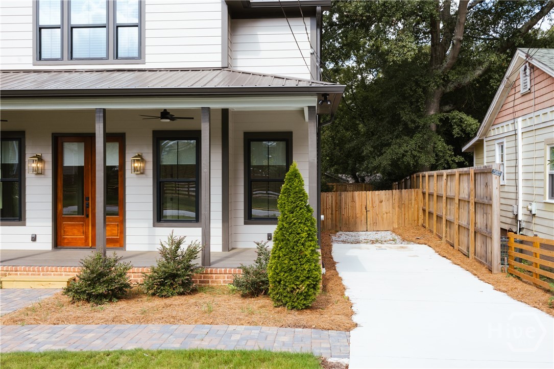 189 Glenhaven Avenue Property Photo 4