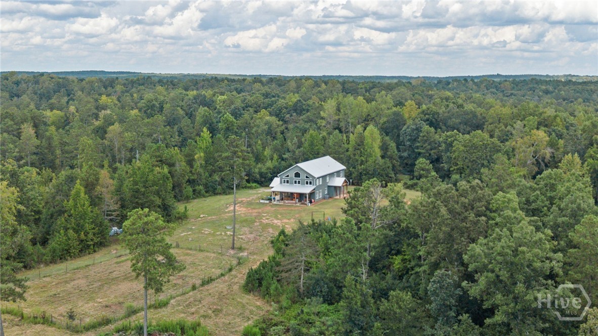 1032 Washington Road Property Photo 1