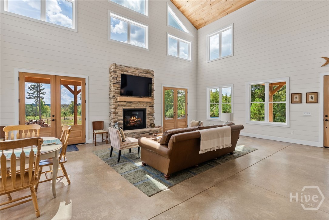 1032 Washington Road Property Photo 31