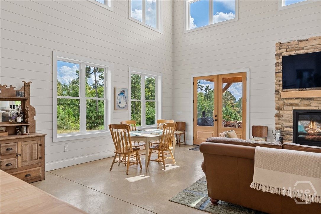 1032 Washington Road Property Photo 35