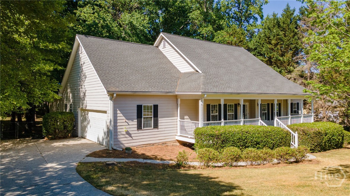 149 Walnut Ridge Drive Property Photo 3