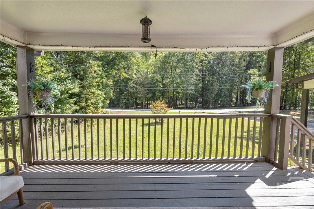 456 Brown Bridge Road Property Photo 9