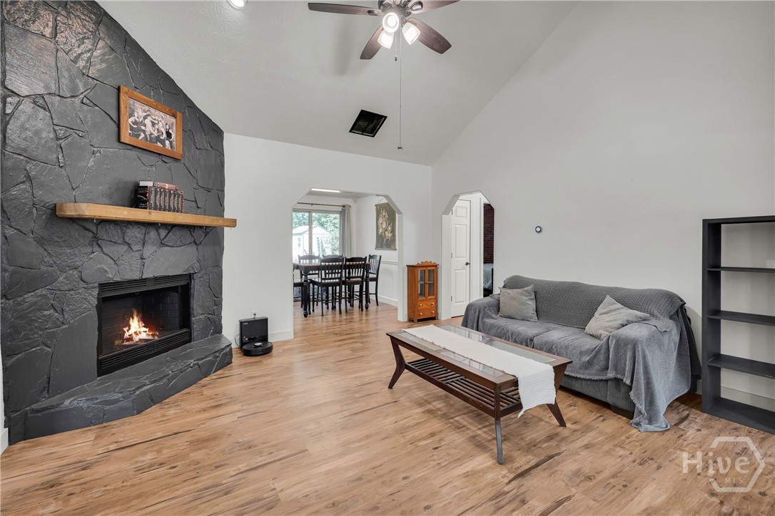 456 Brown Bridge Road Property Photo 11