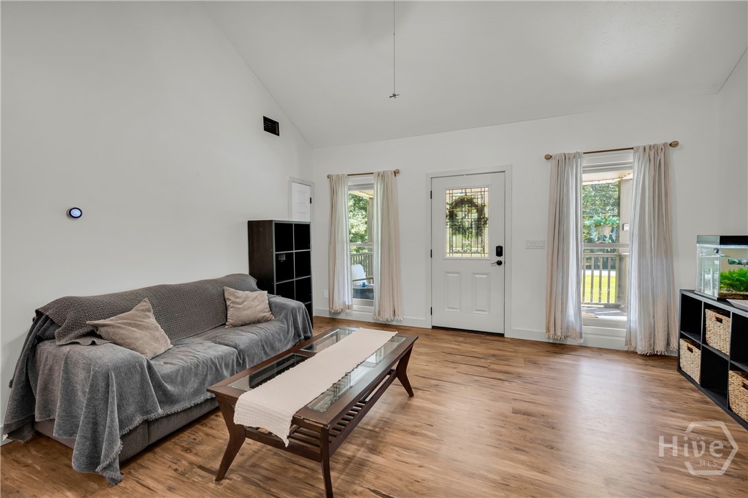 456 Brown Bridge Road Property Photo 12