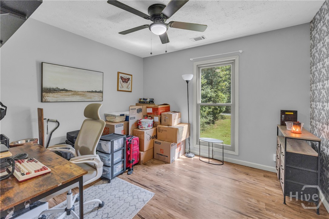 456 Brown Bridge Road Property Photo 14