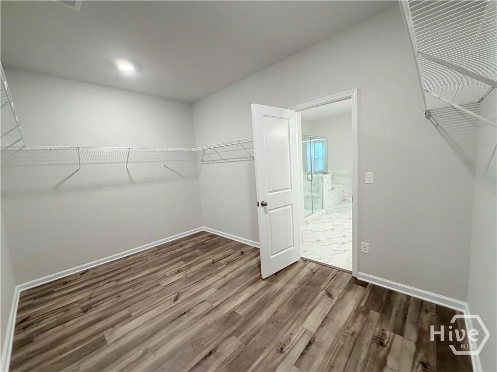 365 Chestnut Chase Property Photo 27
