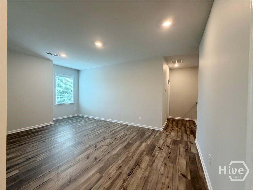 365 Chestnut Chase Property Photo 28