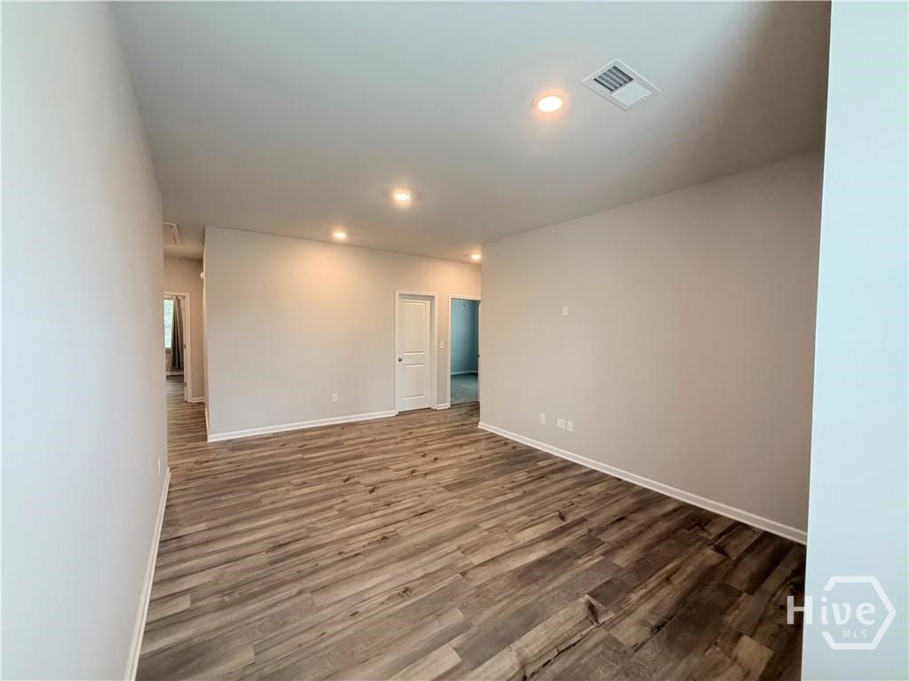 365 Chestnut Chase Property Photo 29