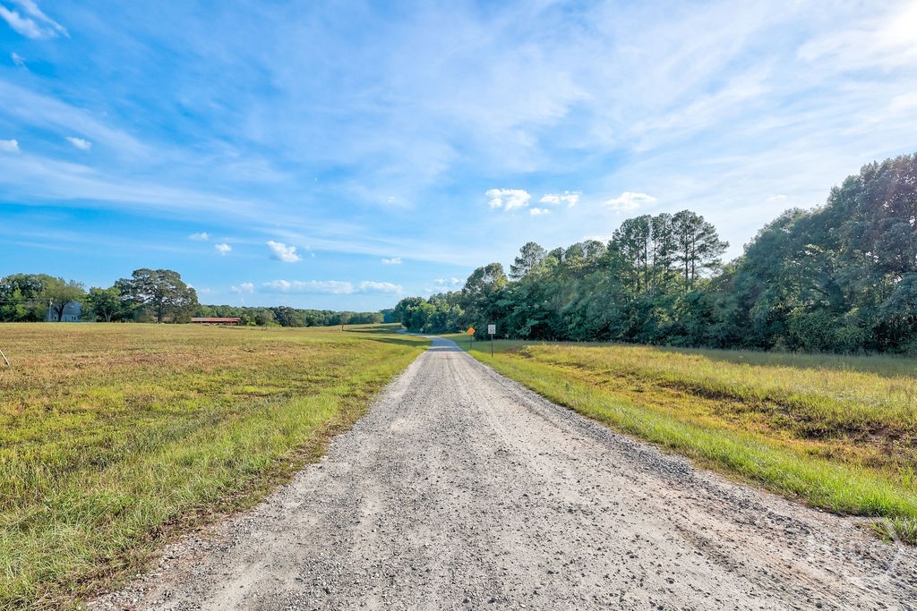 1050 J T Elder Road Property Photo 3