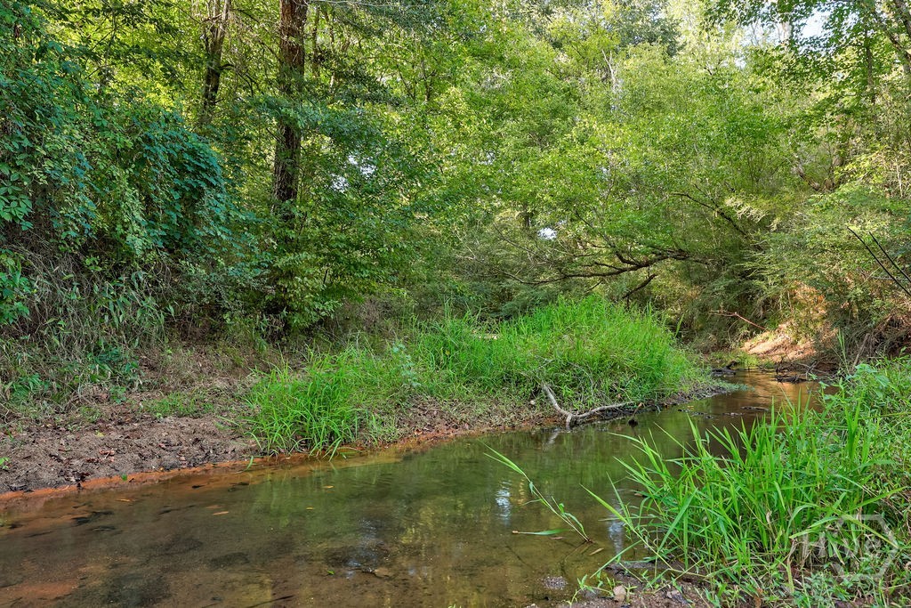 1050 J T Elder Road Property Photo 13