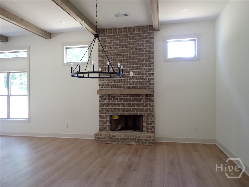 33 Hometown Court Property Photo 3