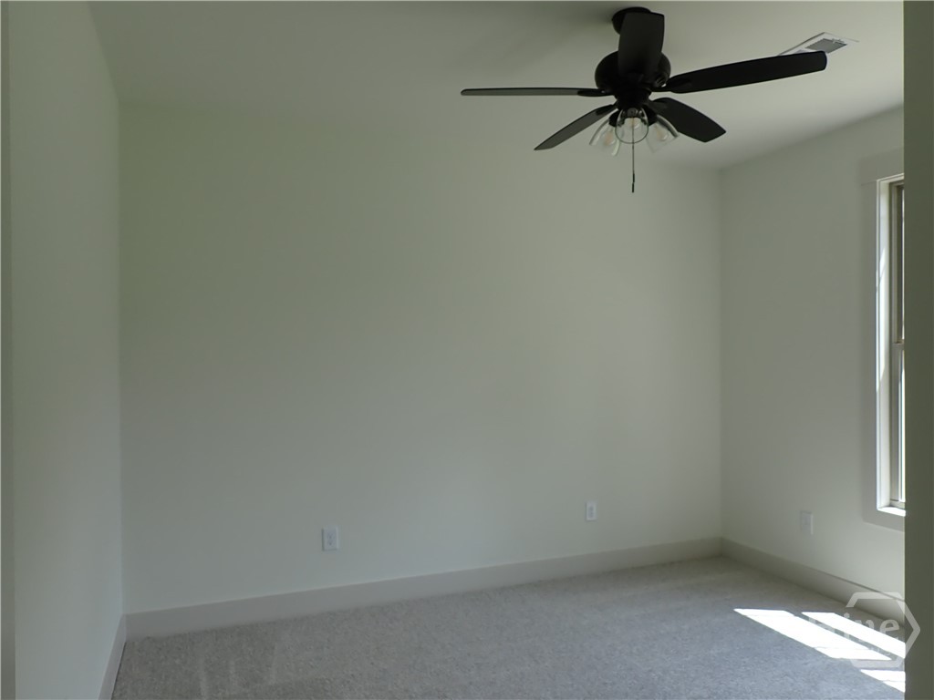 33 Hometown Court Property Photo 11