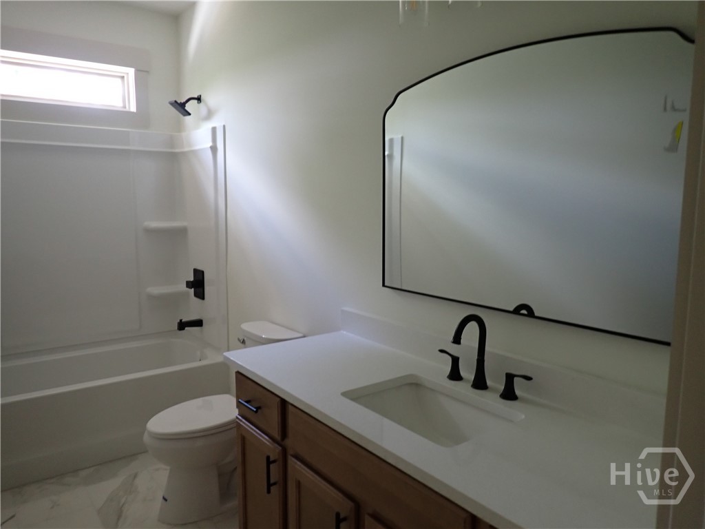 33 Hometown Court Property Photo 15
