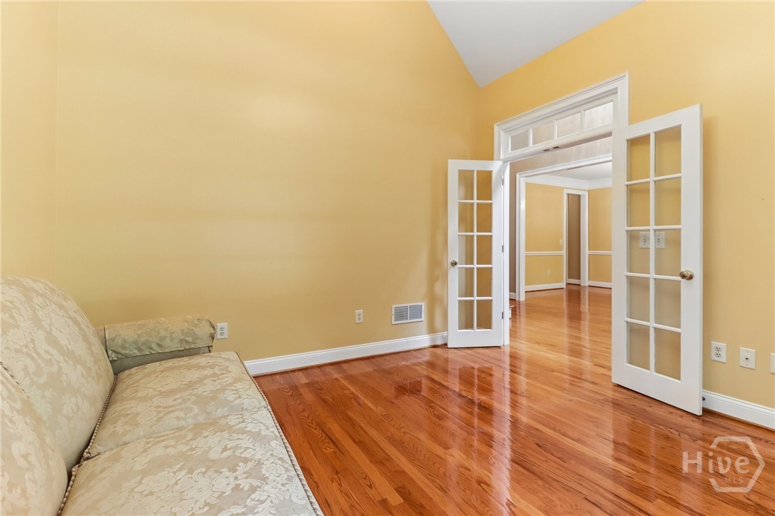 106 Telfair Place Property Photo 9